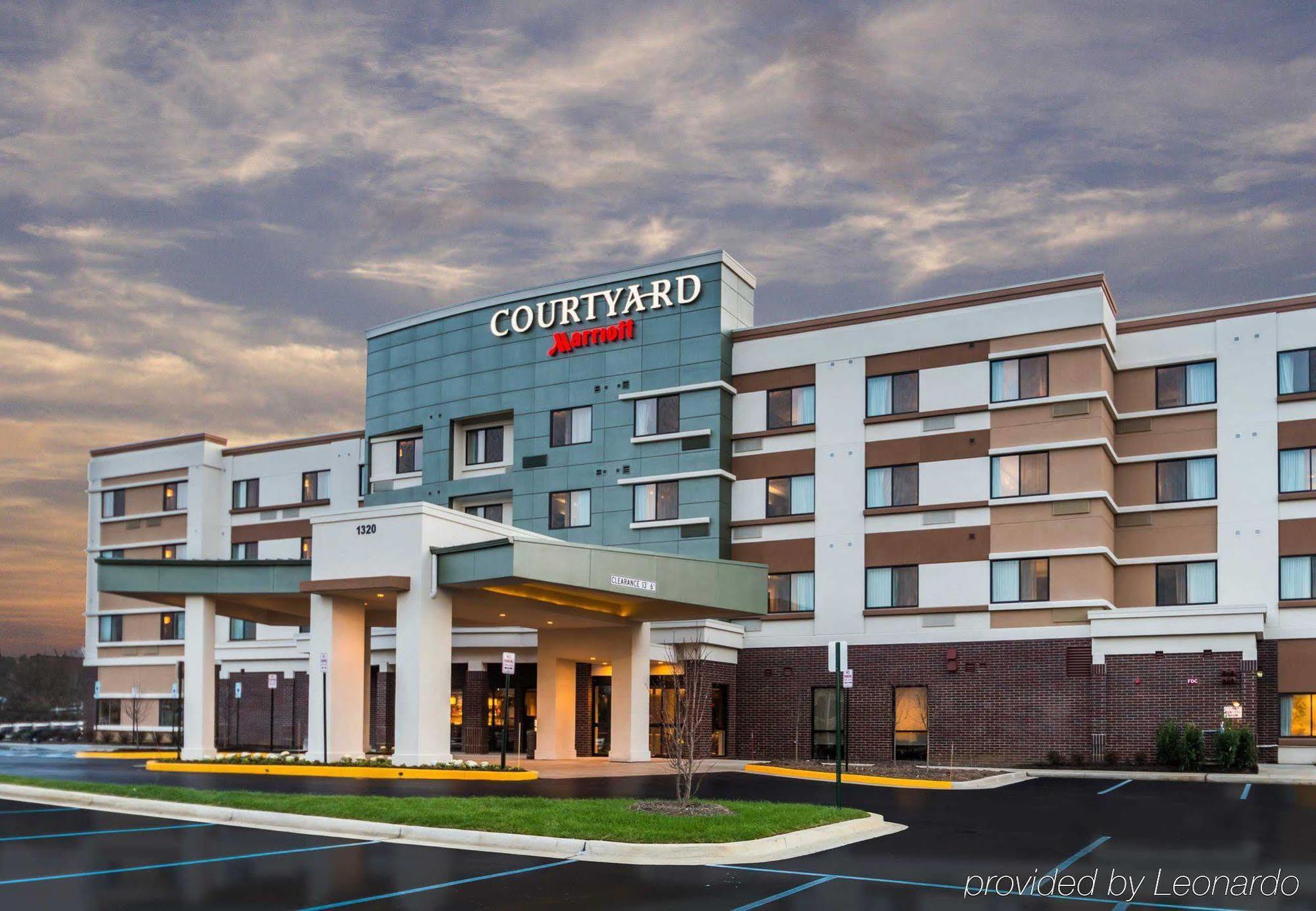 Courtyard Largo Medical Center Drive Hotel Exterior foto